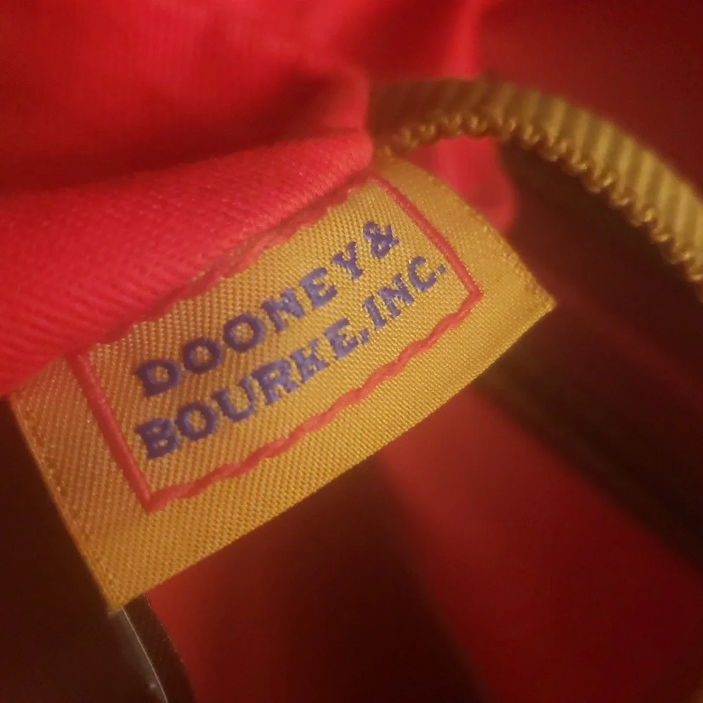 ❤Dooney & Burke Leather Bag (EUC) - Picture 10 of 16